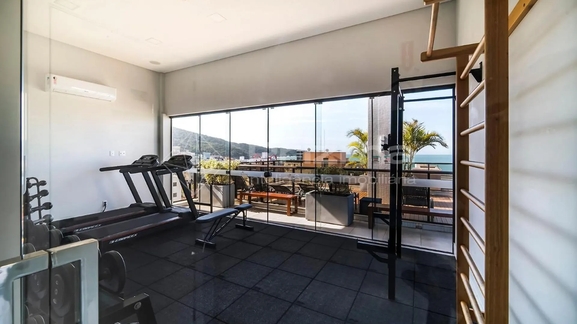 Sd 203 - Excelente Apartamento Em Condominio Com Rooftop E Piscina. بومبينهاس 0*,